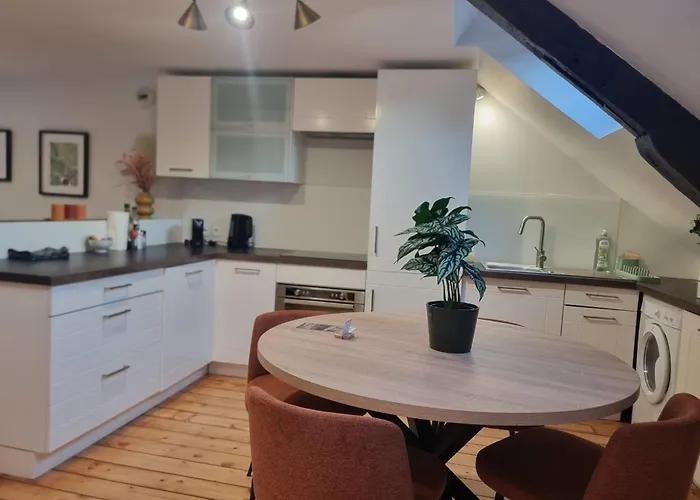 Le Bois Bleu 3rd Floor Elegance & Comfort In The Heart Of Apartment *