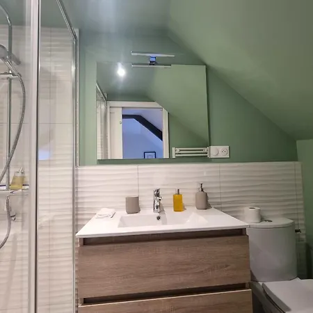 Le Bois Bleu 3rd Floor Elegance & Comfort In The Heart Of Apartment *